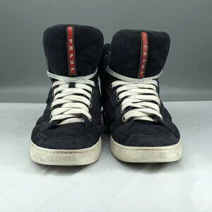 B. Prada 7 men